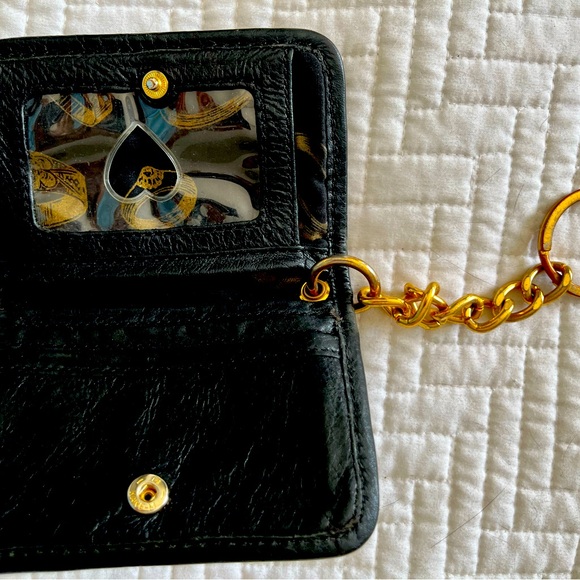 Juicy - Picture 2 of 3